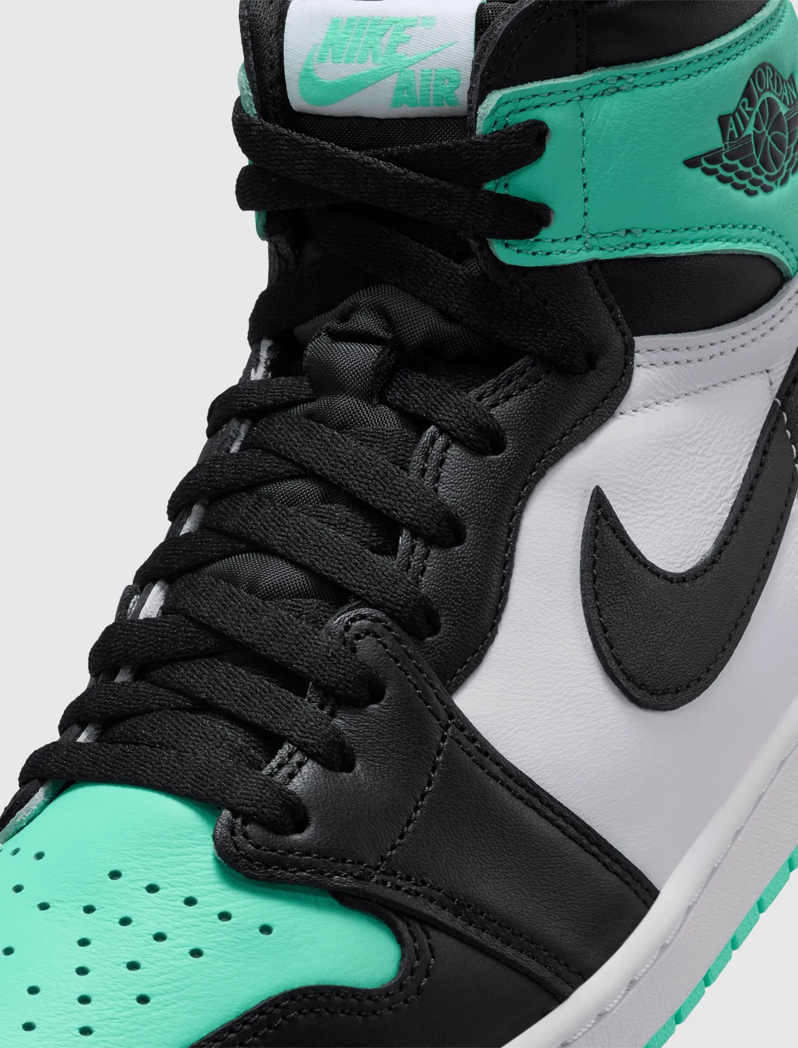 AIR JORDAN 1 RETRO HIGH OG GREEN GLOW