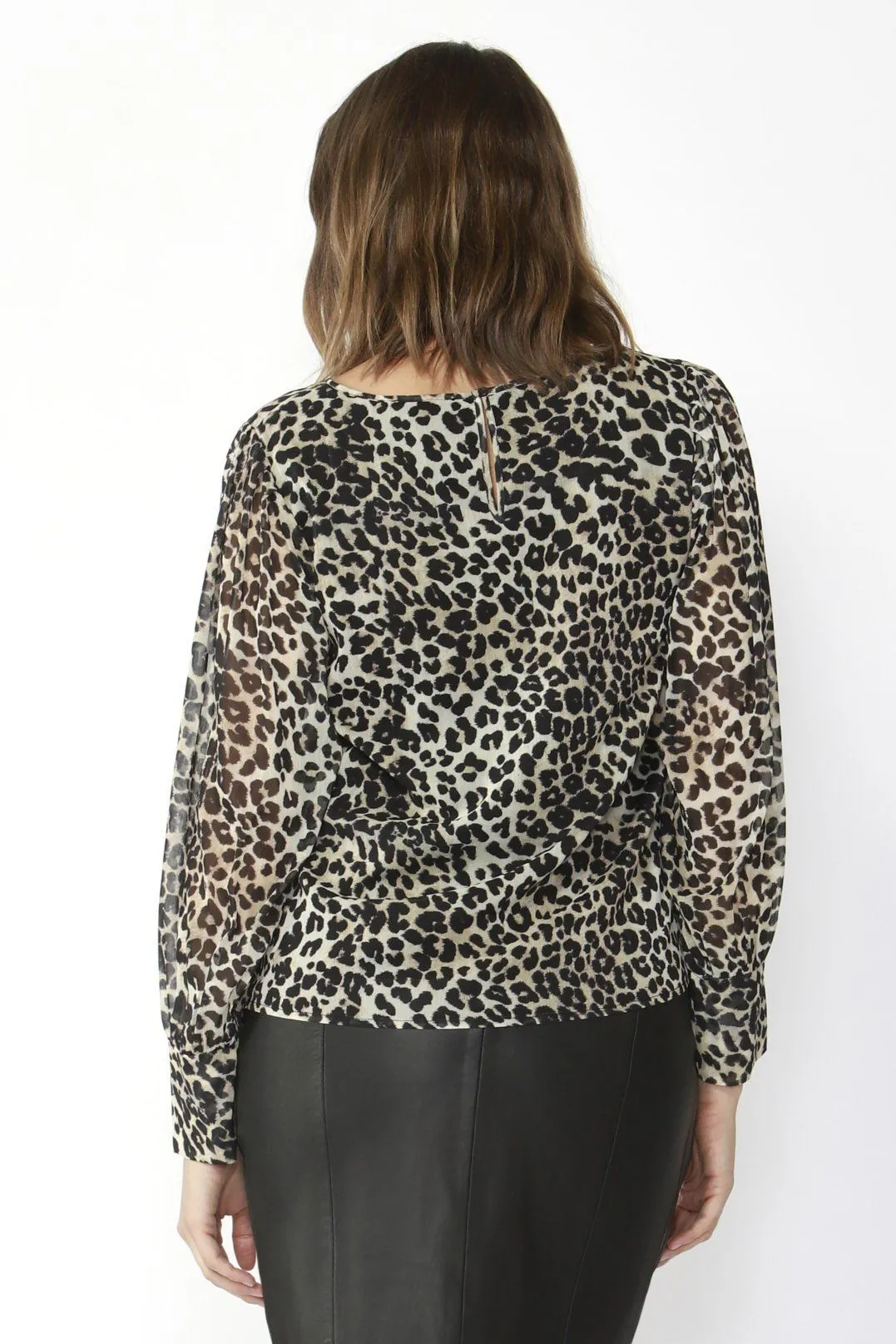 Fate   Becker On The Run Blouse in Leopard