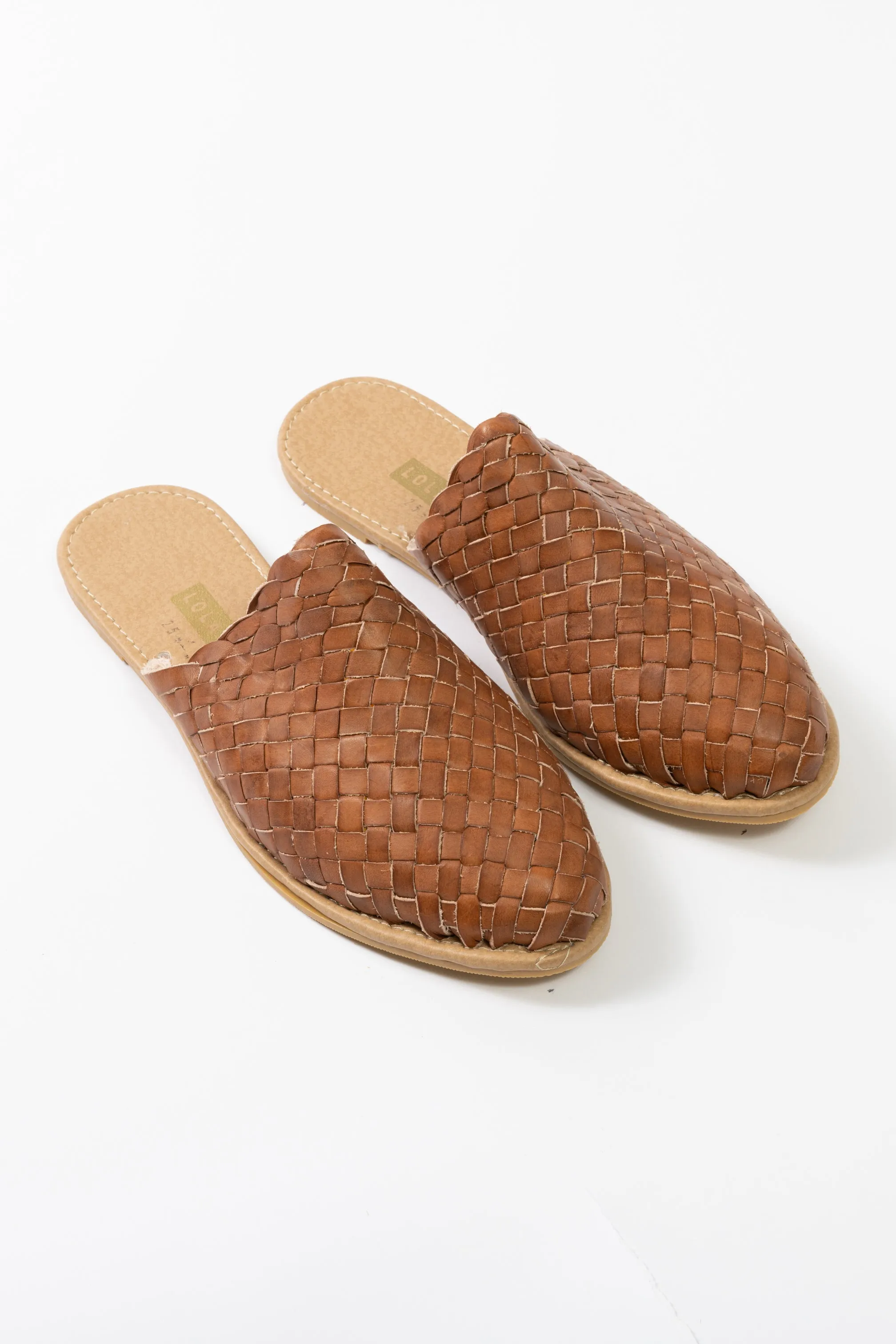 HAND WOVEN LEATHER SLIDES // CAMEL