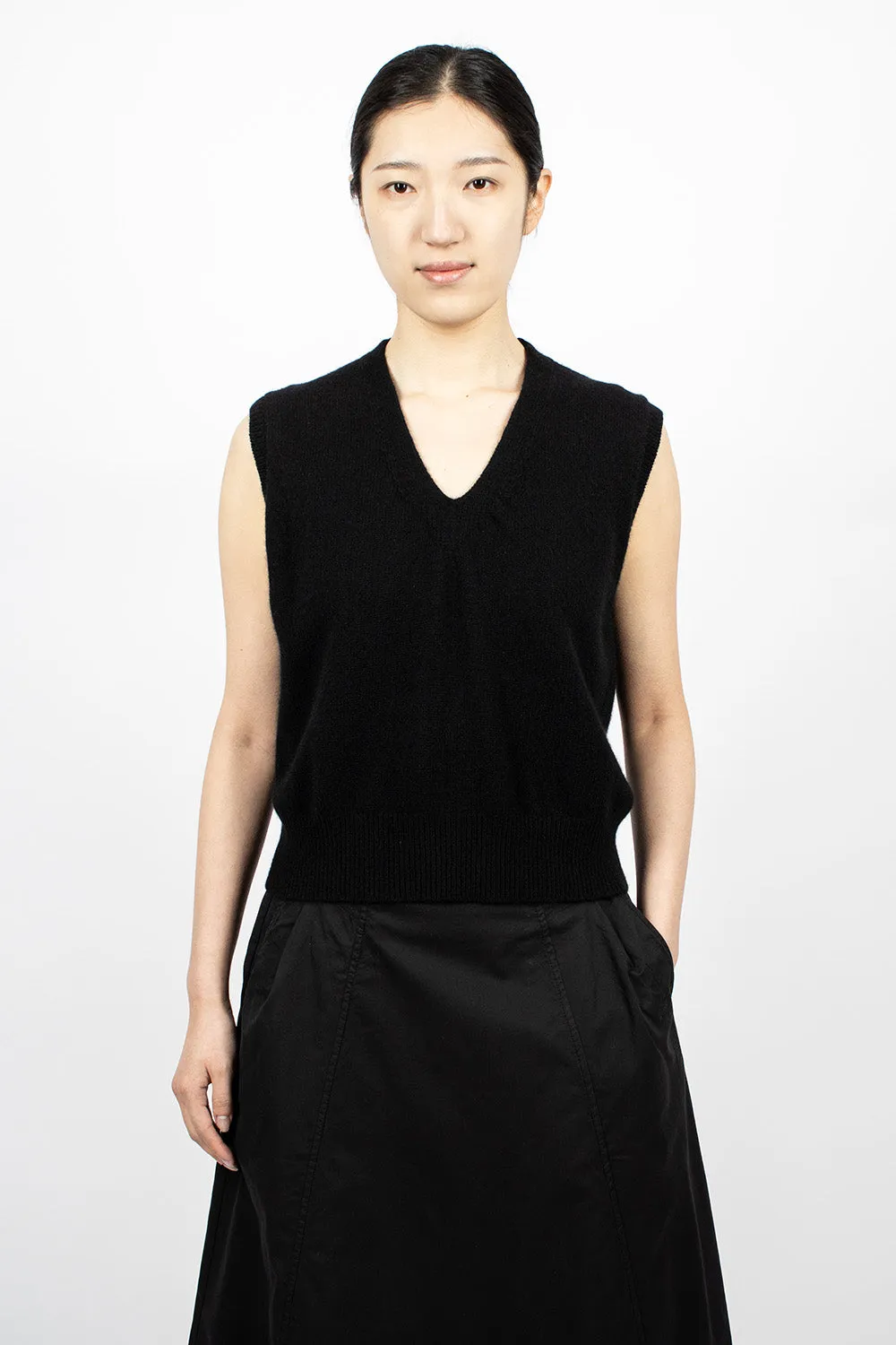 Integral V Neck Slipover Black