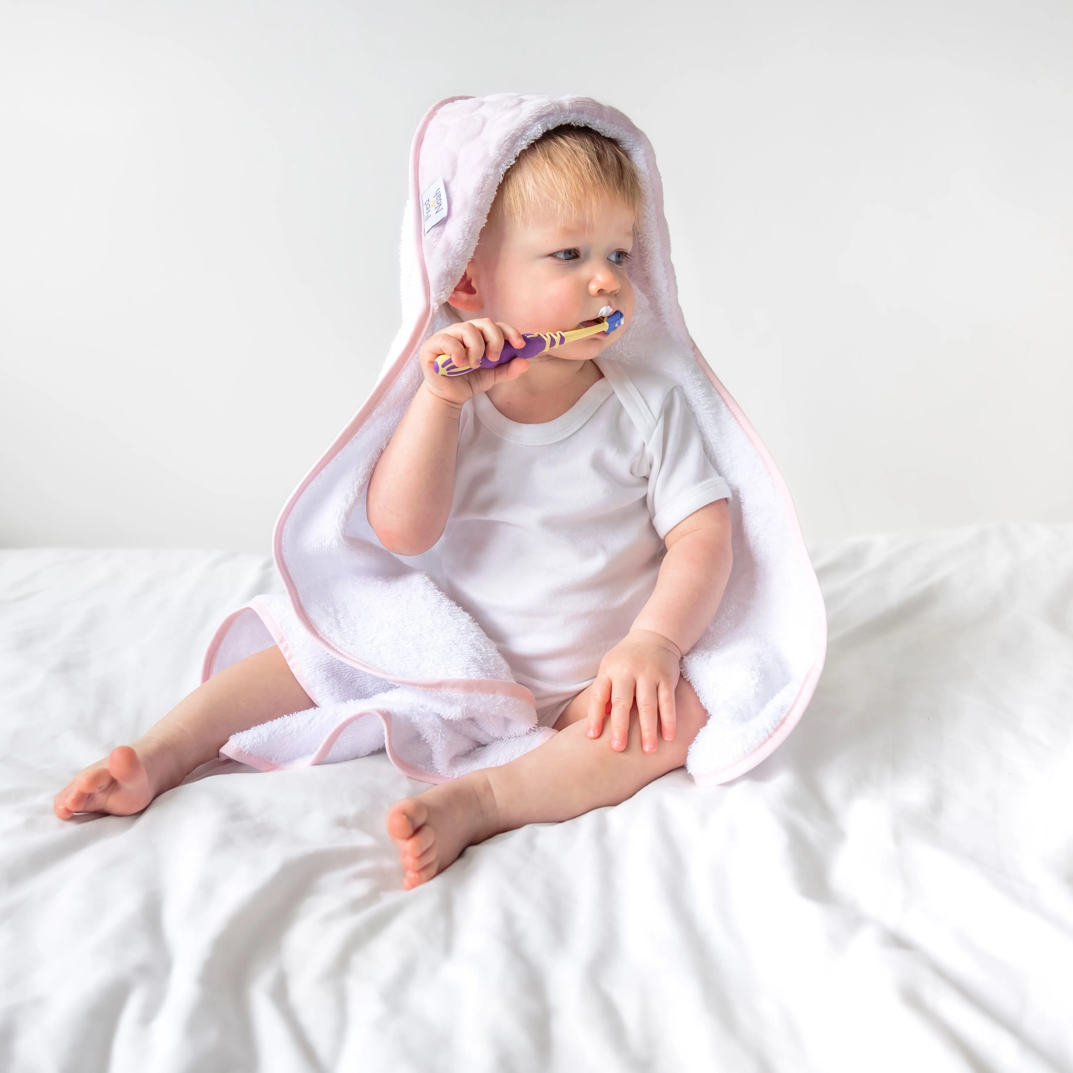 Marshmallow Hooded Towel