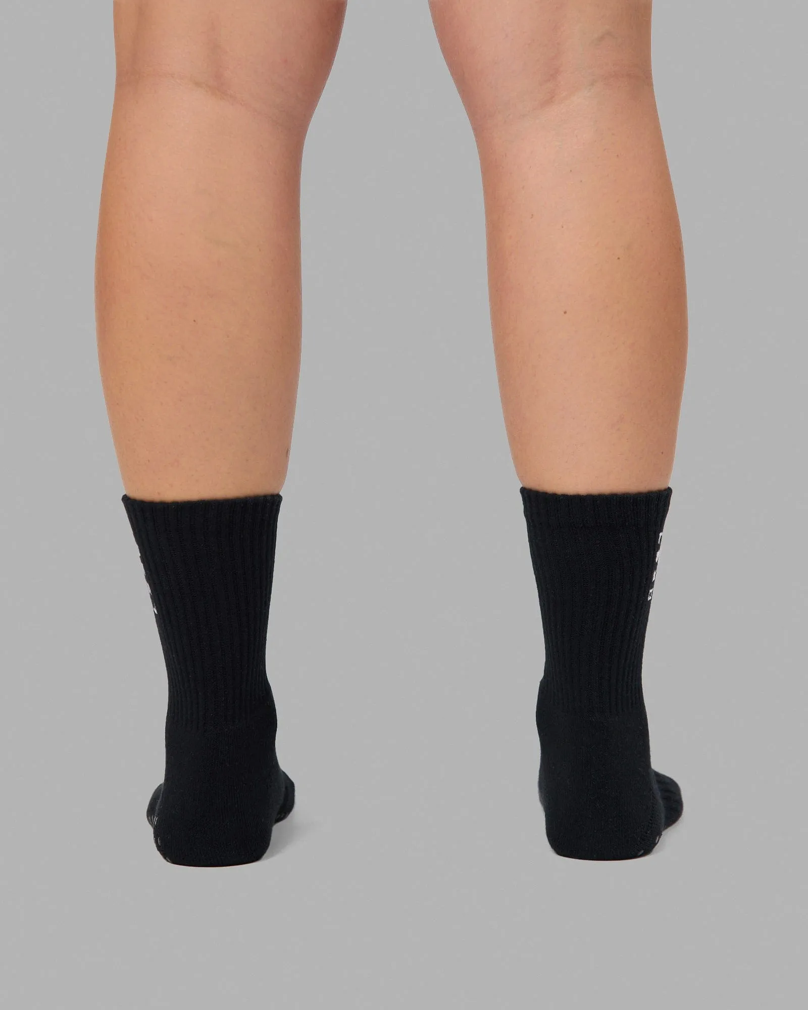 Signal Pilates Socks - Black-Black