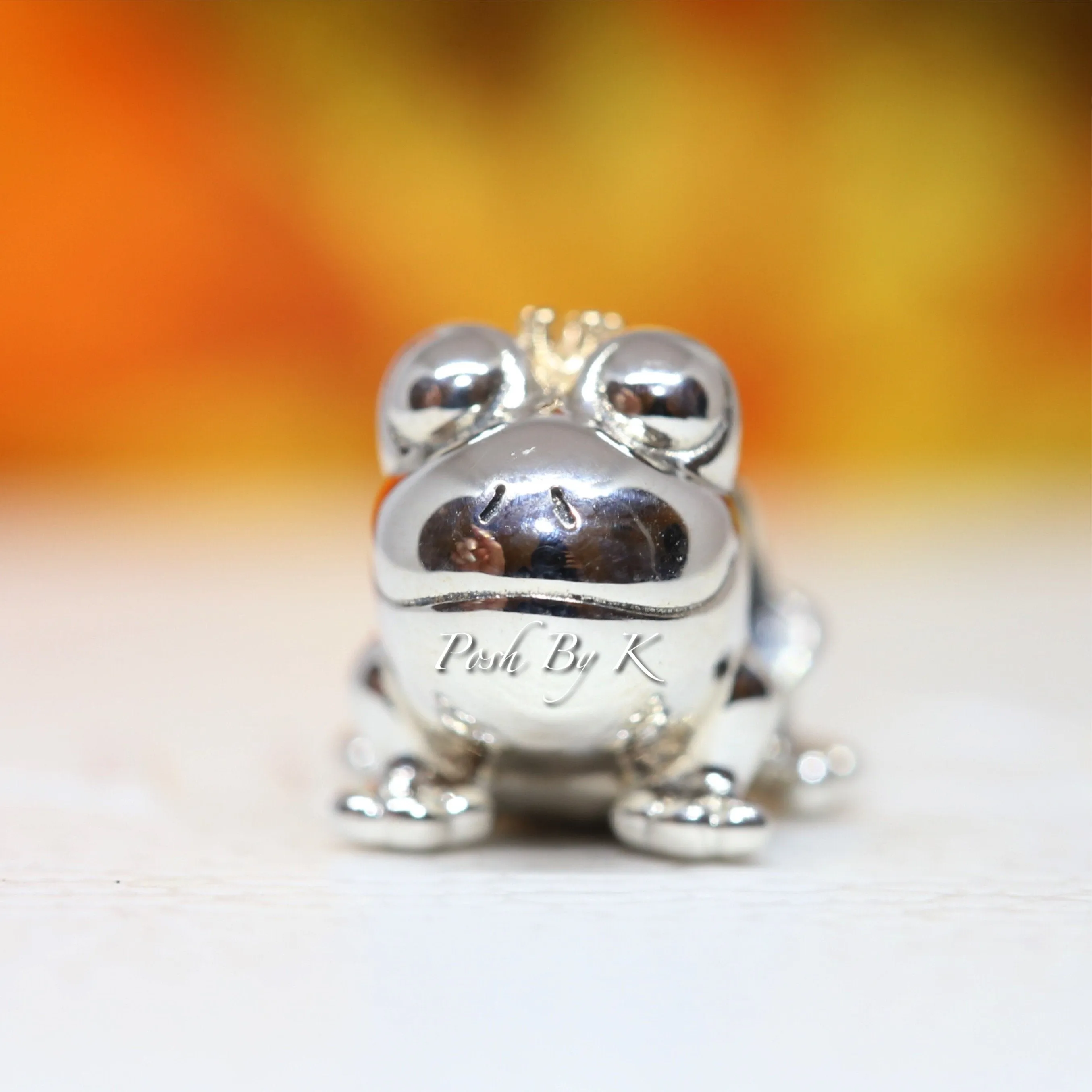 Two-tone Frog Prince Charm 799342C00