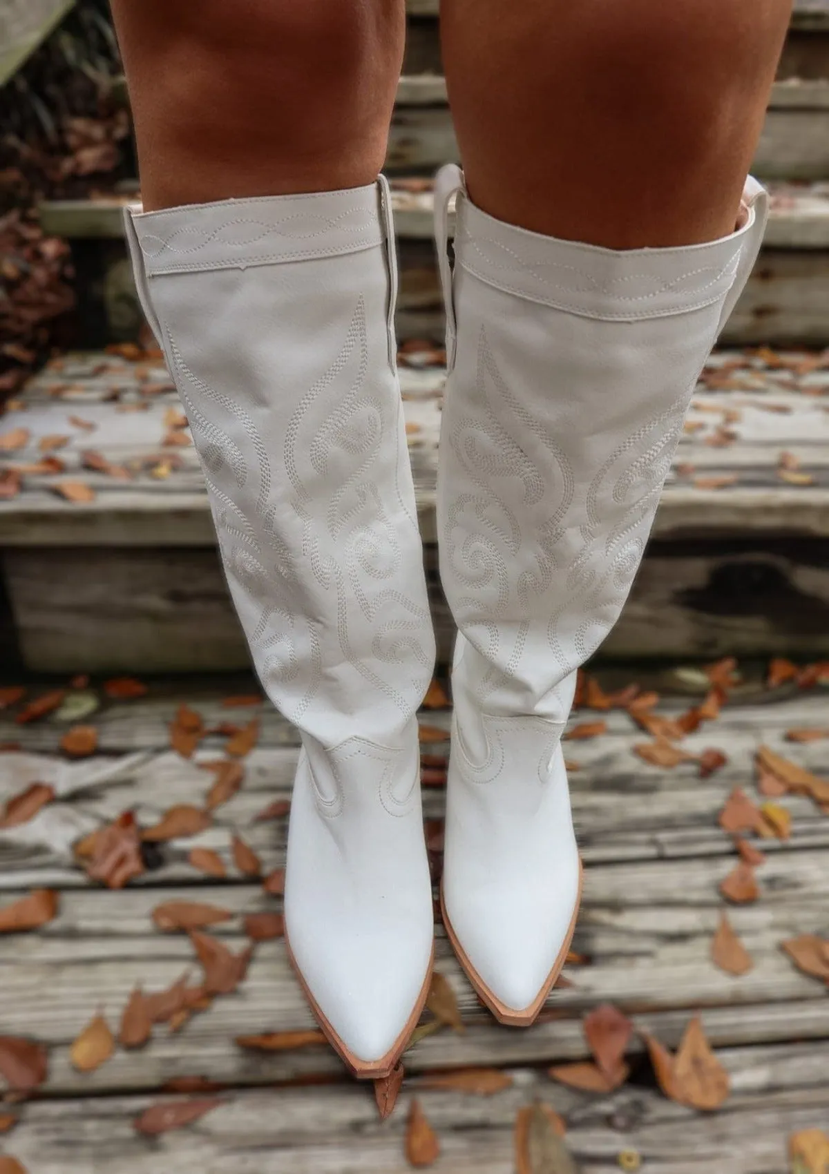 Zaire White Western Boots